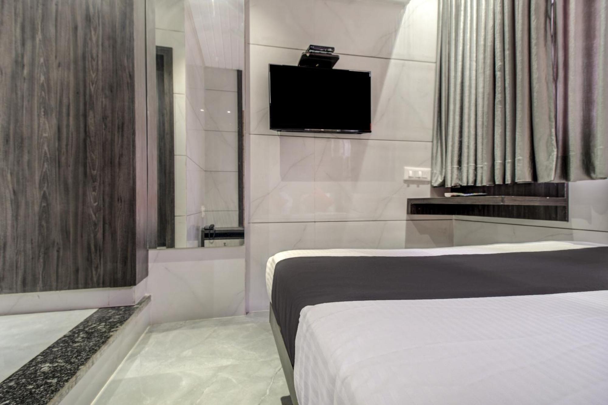 Hotel Spring Residency Bombay Eksteriør billede