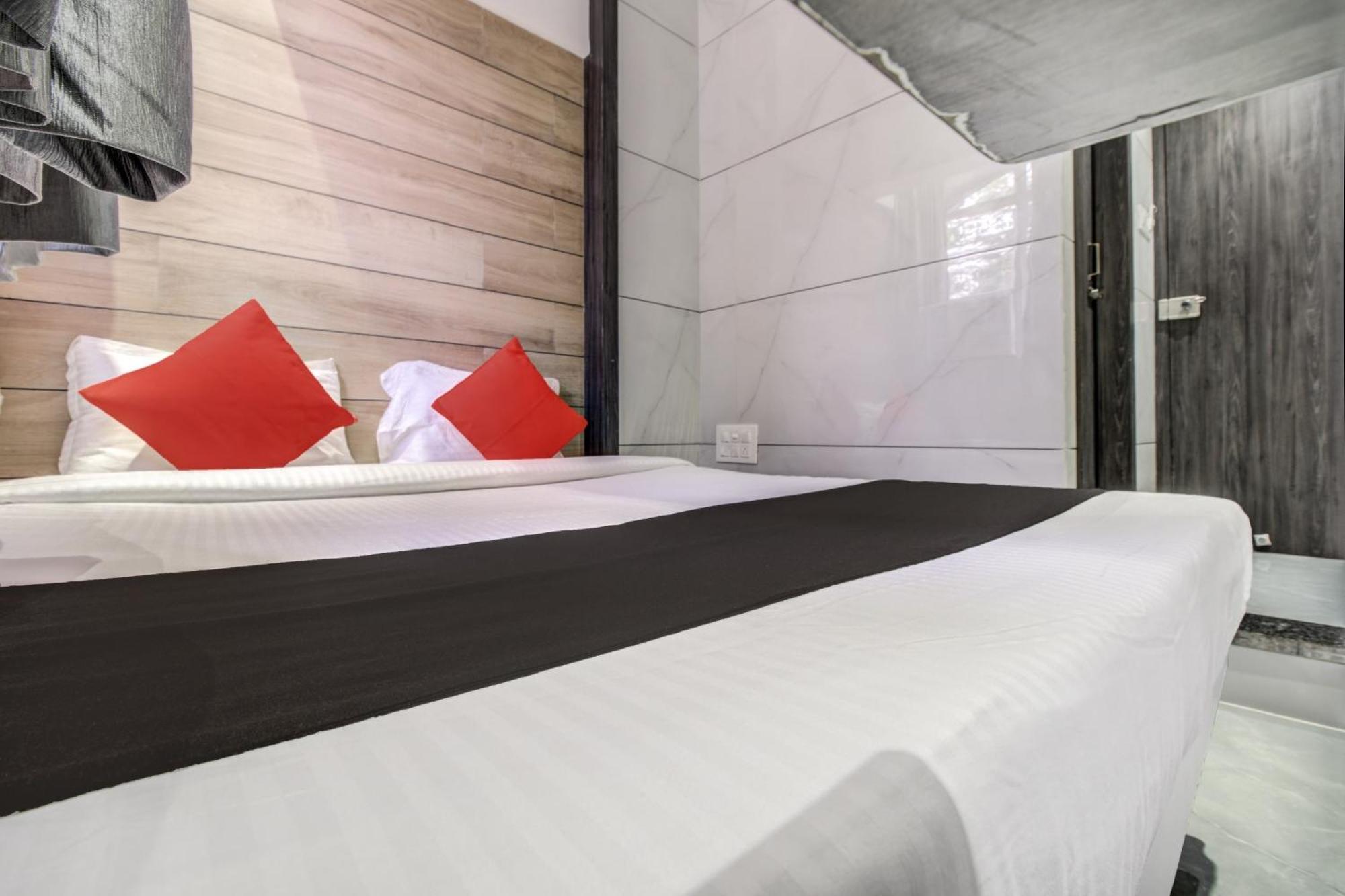 Hotel Spring Residency Bombay Eksteriør billede